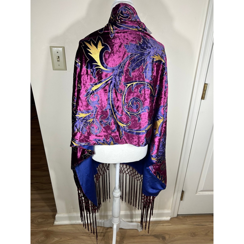 Rara Avis Velvet Piano Shawl Wrap Merllo Baroque Scroll Fringe Iris Apfel NEW - Picture 6 of 16